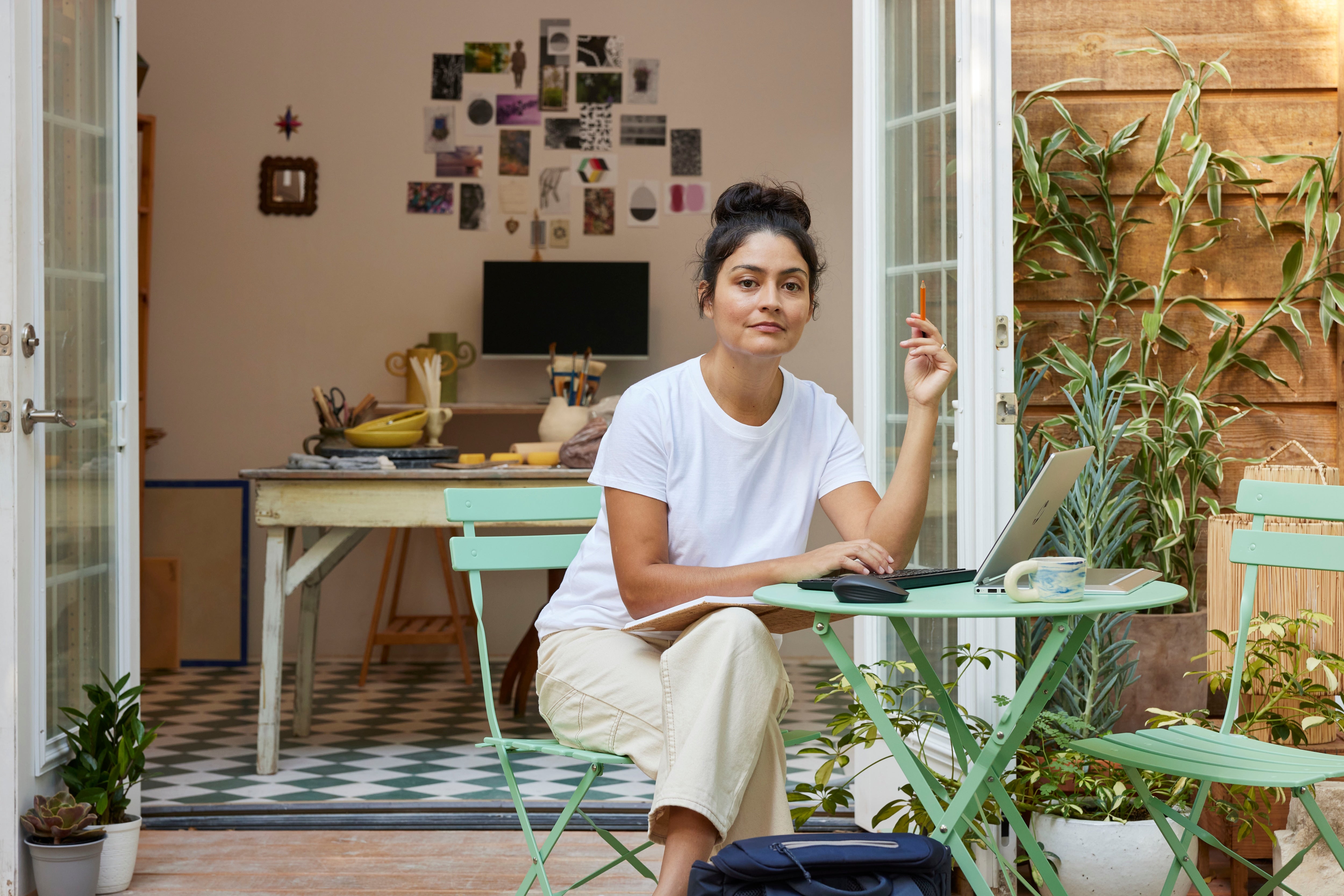 HP 350 BLK Compact Multi-Device KBD emea 692S8AA#ABB